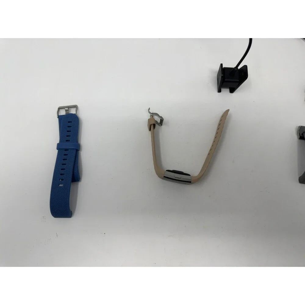 Fitbit Charge 2 Fitness w/ 2 wrist bands & charger (Read)